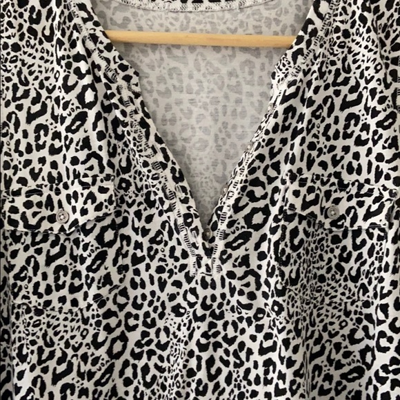 Top - Picture 2 of 2